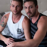 Atticus Fox Barebacks Brett Beckham