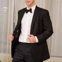 darin silvers and roman todd The groomsman