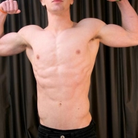 gayhoopla-eric-morning-03.jpg