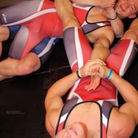 gayhoopla-3-man-wrestle-09