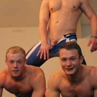 gayhoopla-3-man-wrestle-14