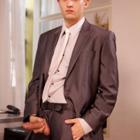 ExecutiveSuiteTGO06